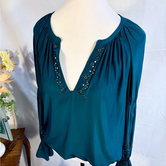 Ramy Brook Teal Embellished V Neck Gathered Sleeve Blouse Sz Medium🧡 - Picture 2 of 10